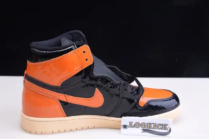 High - Jordan Air 555088-028 Retro 3.0 Backboard 1 Shattered 0325